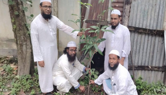 ইসলামী মূল্যবোধ না থাকায় আজ যুব সমাজ অধপতনে : ইয়াসিন রাশেদসানী