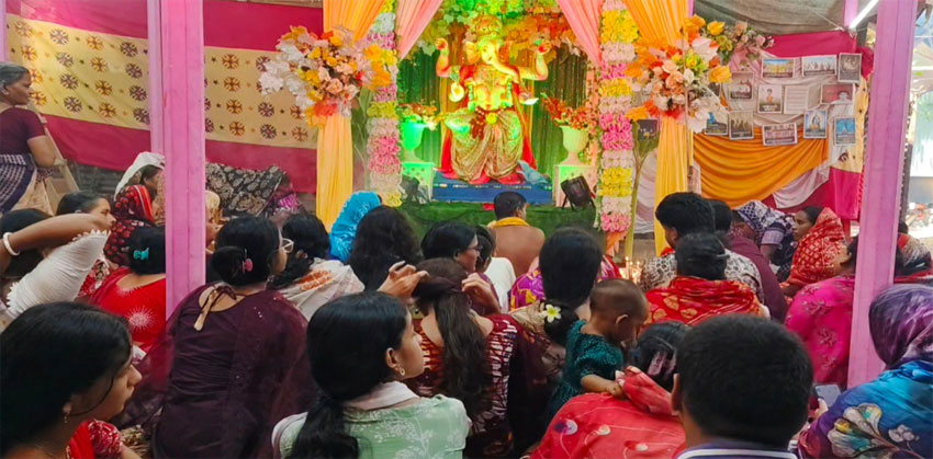 হাইমচরে এই প্রথম বৃহৎপরিসরে গণেশ পূজা উদযাপন 