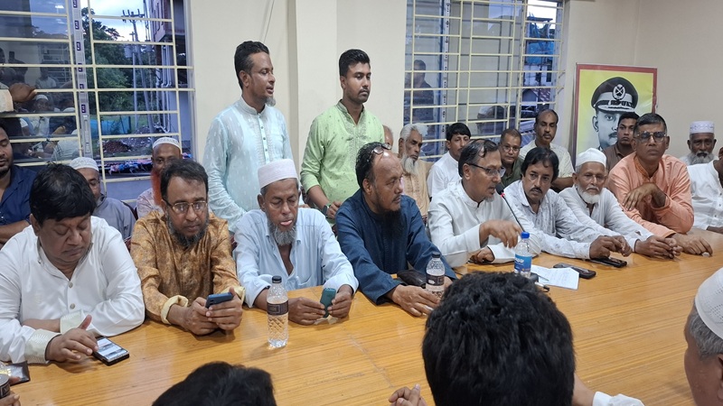 শাহরাস্তিতে বিএনপির প্রতিষ্ঠাবার্ষিকী পালনে প্রস্তুতিমূলক সভা ও প্রয়াত তিন নেতার কবর জিয়ারত