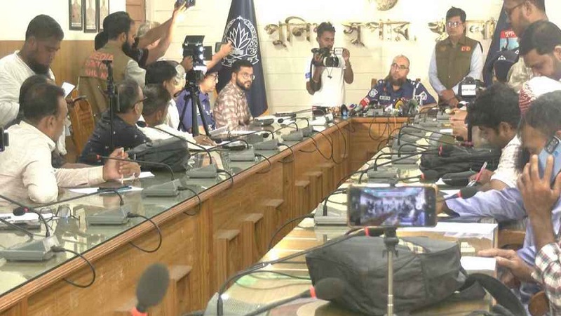 বিয়ের চাপ সহ্য করতে না পেরে প্রেমিকাকে হত্যা