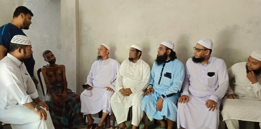 চাঁদপুরে ক্যান্সারে আক্রান্ত রোগীকে ইসলামী আন্দোলনের অর্থ প্রদান