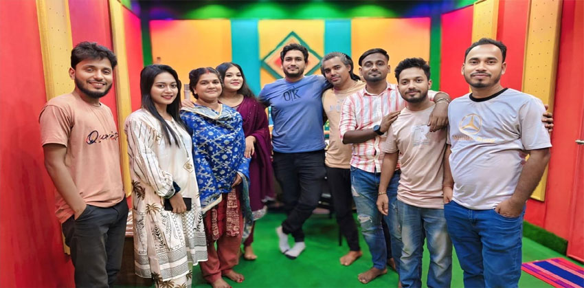 লস্কর সিনেমার গানে জীবন ওয়াসিফ ও শেরপুরের কলি সাহা