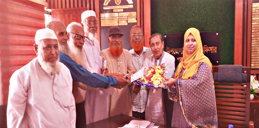 শাহরাস্তিতে ইউএনওর সাথে নবগঠিত মুক্তিযোদ্ধা এডহক কমিটির মতবিনিময়