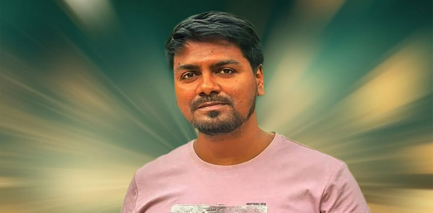 শাহরাস্তিতে অসুস্থ বাবাকে দেখতে গিয়ে সড়কে প্রাণ গেলো কনস্টেবল রিয়াজের
