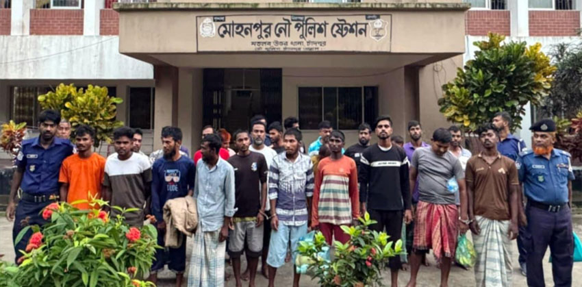৩ লাখ মিটার কারেন্ট জাল, ৫টি নৌকা সহ মতলবে ২৩ জেলে আটক