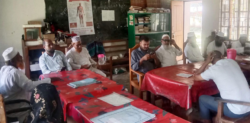 ফরিদগঞ্জে বেসরকারি শিক্ষকদের কর্মবিরতি, পাঠদান বন্ধ