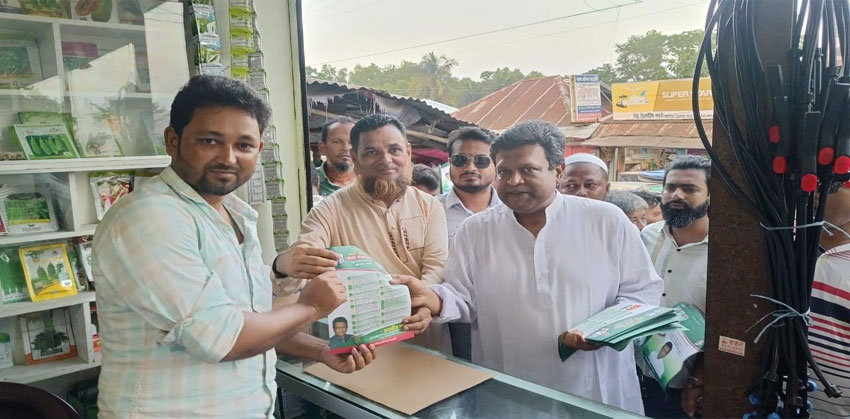 সুজাতপুর বাজারে তানভীর হুদার নেতৃত্বে তারেক রহমানের ৩১ দফা প্রচার
