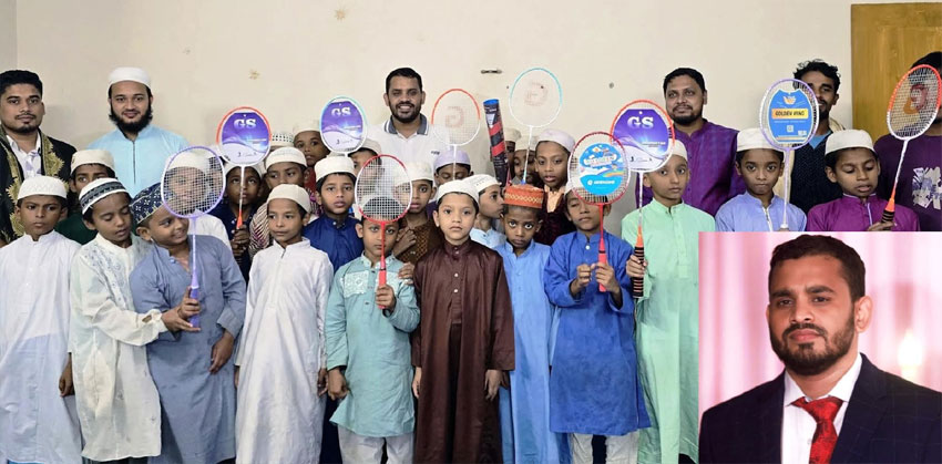 কচুয়ায় মাদ্রাসার শিক্ষার্থীদের মাঝে ছাত্রদল নেতার ক্রীড়া সামগ্রী বিতরণ