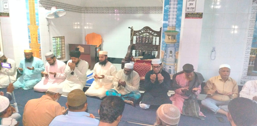 বেগম খালেদা জিয়ার সুস্থতা কামনায় হাইমচরে কোরআন খতম ও দোয়া মাহফিল
