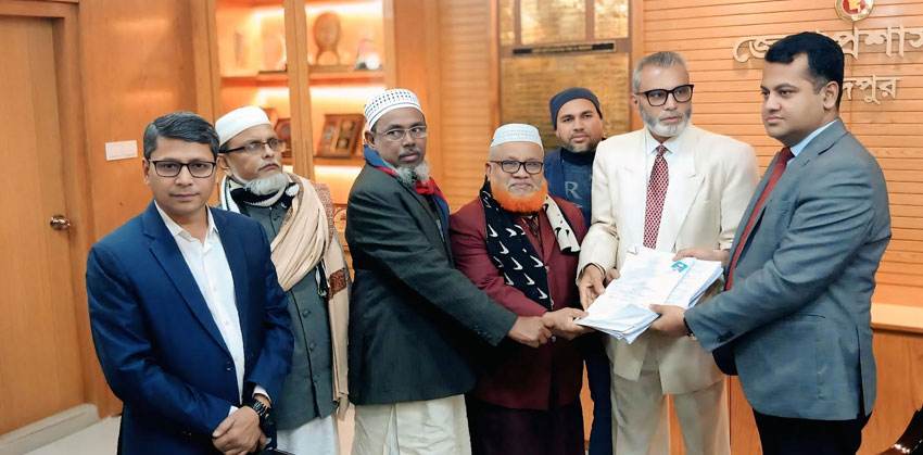 চাঁদপুর-৩ আসনে জাকের পার্টি মনোনীত প্রার্থী নুরুল ইসলাম বেপারীর মনোনয়নপত্র জমা