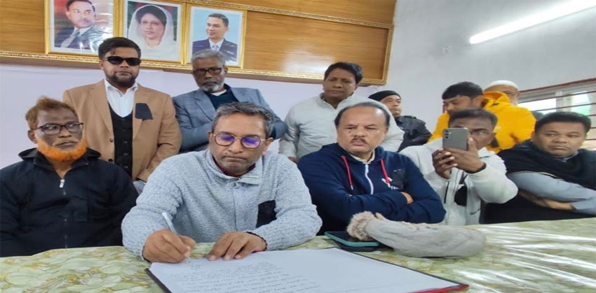 খালেদা জিয়ার মৃত্যুতে চাঁদপুর জেলা বিএনপির শোক বইতে স্বাক্ষরসহ কর্মসূচি