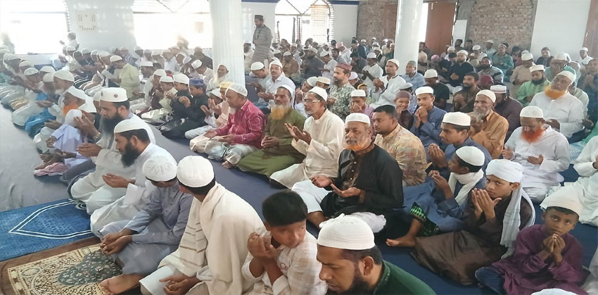 খালেদা জিয়ার সুস্থতা কামনায় ৭ নং ওয়ার্ড বিএনপি’র উদ্যোগে মিলাদ ও দোয়া