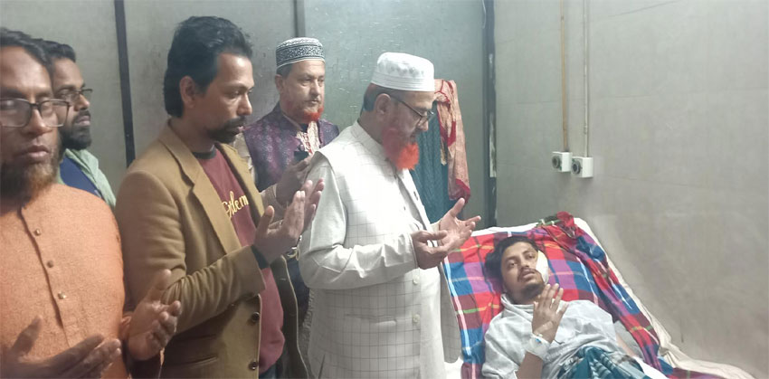 আহত ছাত্রশক্তির নেতা সাজ্জাদকে দেখতে গেলেন জামায়াত প্রার্থী শাহজাহান মিয়া