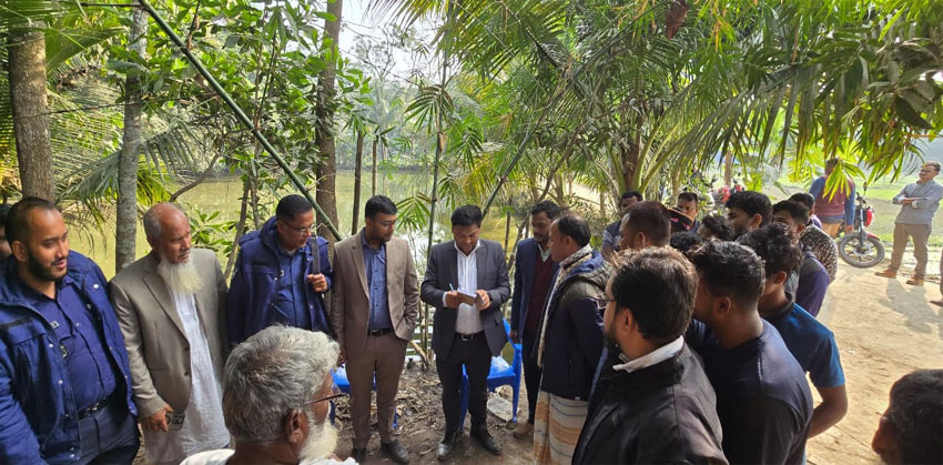 ফরিদগঞ্জে কৃষিজমি কাটায় ৫০ হাজার টাকা জরিমানা