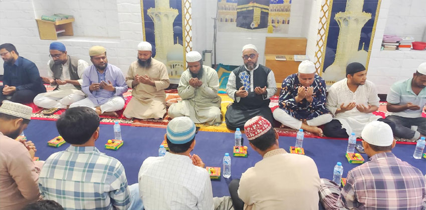 কাজী ইব্রাহীম জুয়েলের উদ্যোগে ইফতার ও দোয়া মাহফিল অনুষ্ঠিত