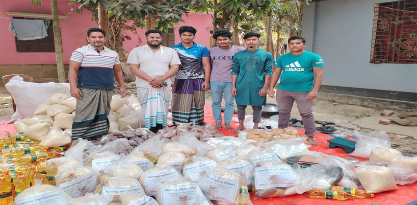 মতলব দক্ষিণে হরিদাসপাড়া মজুমদার ফাউন্ডেশনের ইফতার সামগ্রী বিতরণ