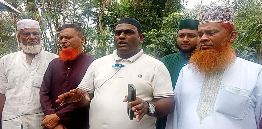 কচুয়ায় মসজিদের খতিব মাওলানা আব্দুর রবের পরিবারকে আর্থিক সহায়তা প্রদান