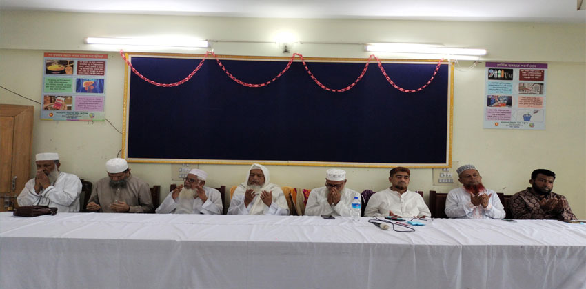কচুয়ার সরকারি পাইলট উবি’র এসএসসি পরীক্ষার্থীদের বিদায়ে মিলাদ মাহফিল
