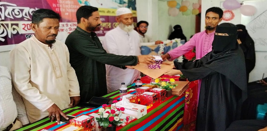 শাহমাহমুদপুরের মান্দারীতে পপুলার কোচিং সেন্টারের এসএসসি পরীক্ষার্থীদের বিদায়