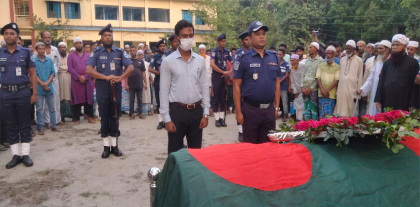 রাষ্ট্রীয় মর্যাদায় বীর মুক্তিযোদ্ধা আহসান উল্লাহ সরকারের দাফন সম্পন্ন