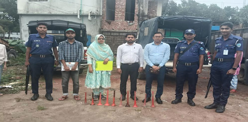 চাঁদপুরে শব্দদূষণবিরোধী অভিযানে ১০টি হাইড্রোলিক হর্ন জব্দ, ৫ পরিবহনকে জরিমানা!