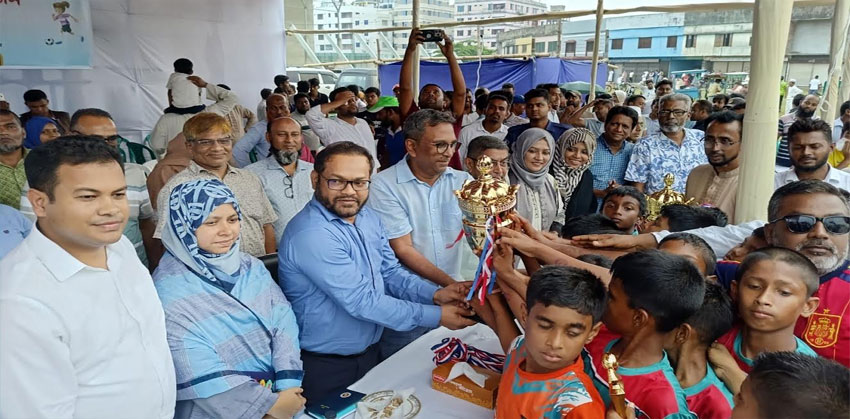 প্রাথমিক স্তর থেকেই খেলাধুলার প্রতি আগ্রহ তৈরি করতে হবে : এমপি মানিক