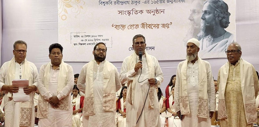 স্কুলগুলো থেকে রবীন্দ্র সংগীত চর্চা করে তাদেরকে পুরস্কৃত করতে হবে : এমপি মানিক