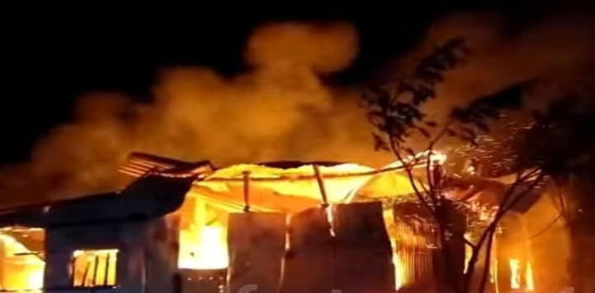 হাজীগঞ্জ জিয়ানগরে বসতঘর পুড়ে যাওয়ার ঘটনায় আদালতে মামলা