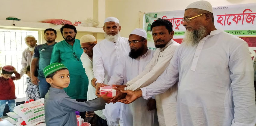 শাহমাহমুদপুরে তাম্বিয়াতুন নূরানী ও হাফিজিয়া মাদ্রাসায় ক্রীড়া প্রতিযোগিতার পুরষ্কার বিতরণ