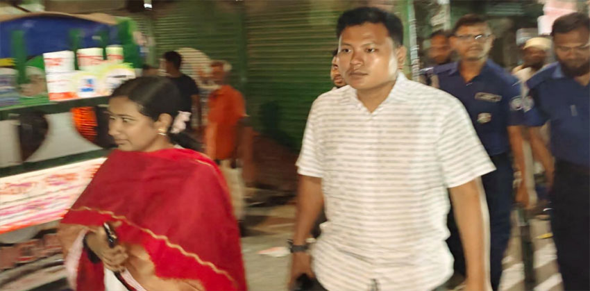 শাহরাস্তিতে সন্ধ্যা ৭টার মধ্যে শপিংমল ও দোকানপাট বন্ধে ইউএনও’র কঠোর তদারকি