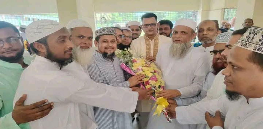 মতলব দক্ষিণে শ্রেষ্ঠ প্রতিষ্ঠান প্রধান কচুয়ার অধ্যক্ষ মাওলানা এমএ বাশার