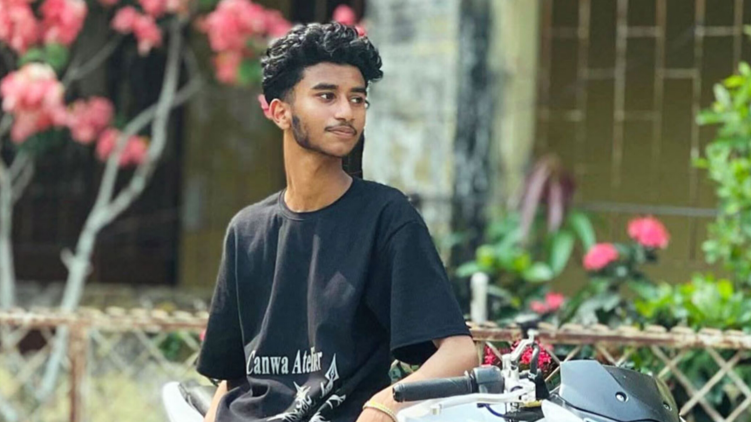 ফরিদগঞ্জে মোটরসাইকেল ও অটোরিকশার মুখোমুখি সংঘর্ষে কিশোর নিহত, আহত ৪
