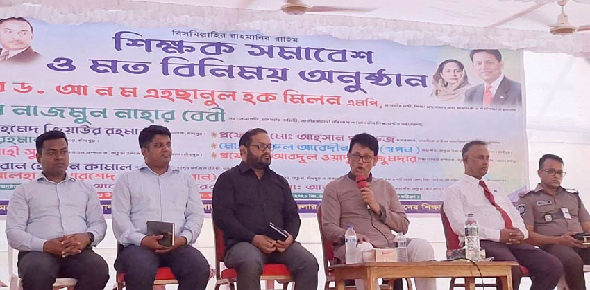 কোচিং নির্ভরতা কমাতে স্কুল আওয়ারের বাইরে বিশেষ ক্লাসের তাগিদ: শিক্ষামন্ত্রী মিলন
