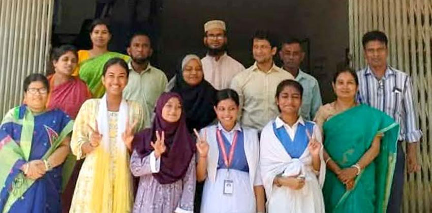 এসএসসিতে পুরানবাজার মধুসূদন উচ্চ বিদ্যালয়ে পাসের হার ৭৬.৭৭ শতাংশ, জিপিএ-৫ পেয়েছে ৬ জন