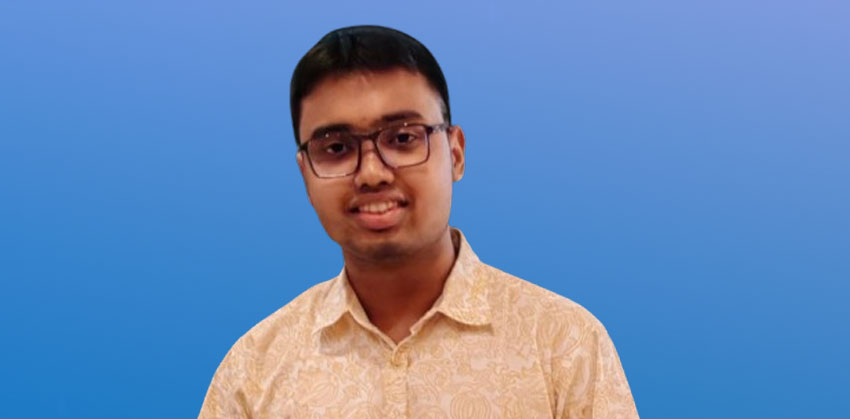এসএসসি পরীক্ষায় গোল্ডেন এ প্লাস অর্জন: চিকিৎসক বা প্রকৌশলী হওয়ার স্বপ্ন দেখছে সাদীদ
