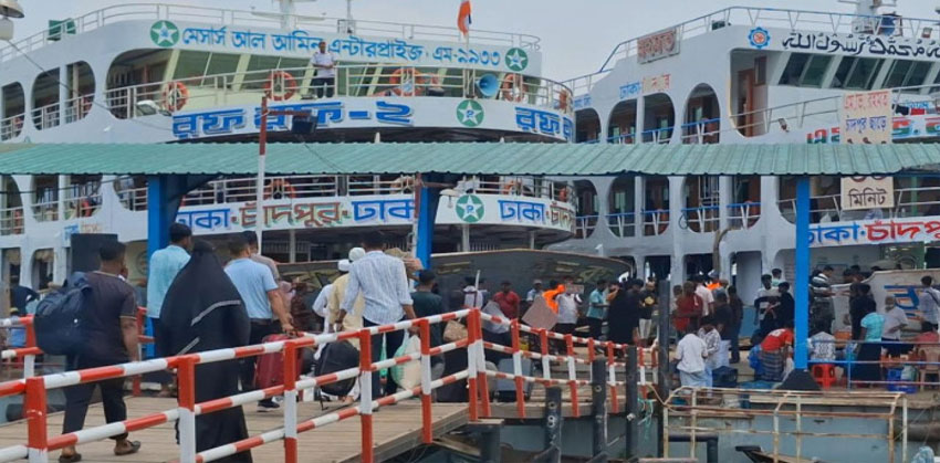 চাঁদপুর লঞ্চঘাটে ইজারার নামে চাঁদাবাজি ও হয়রানি নিষিদ্ধ