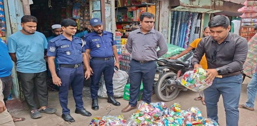 চাঁদপুরে অনুমোদনহীন নিম্নমানের শিশু খাদ্য ধ্বংস, তিন প্রতিষ্ঠানকে জরিমানা
