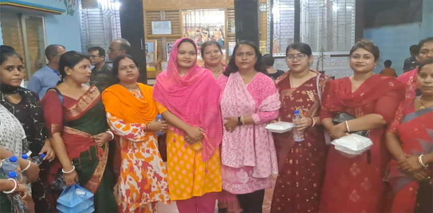 চাঁদপুর মহিলা ঐক্য পরিষদের সঙ্গে তানিয়ার শুভেচ্ছা বিনিময়