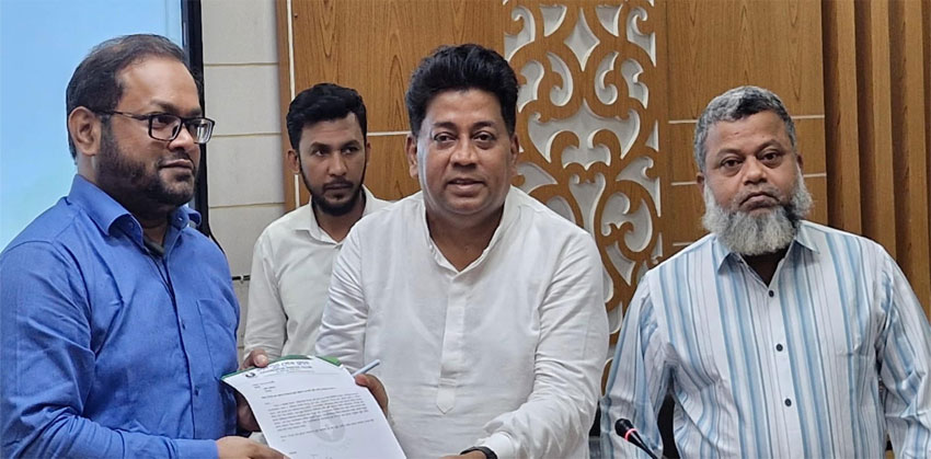অপ-সাংবাদিকতা রোধে সবাইকে ঐক্যবদ্ধভাবে কাজ করতে হবে : চাঁদপুর জেলা প্রশাসক